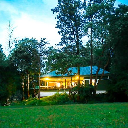 Tusker Inn Wayanad Forest Villa By Voye Homes Buitenkant foto